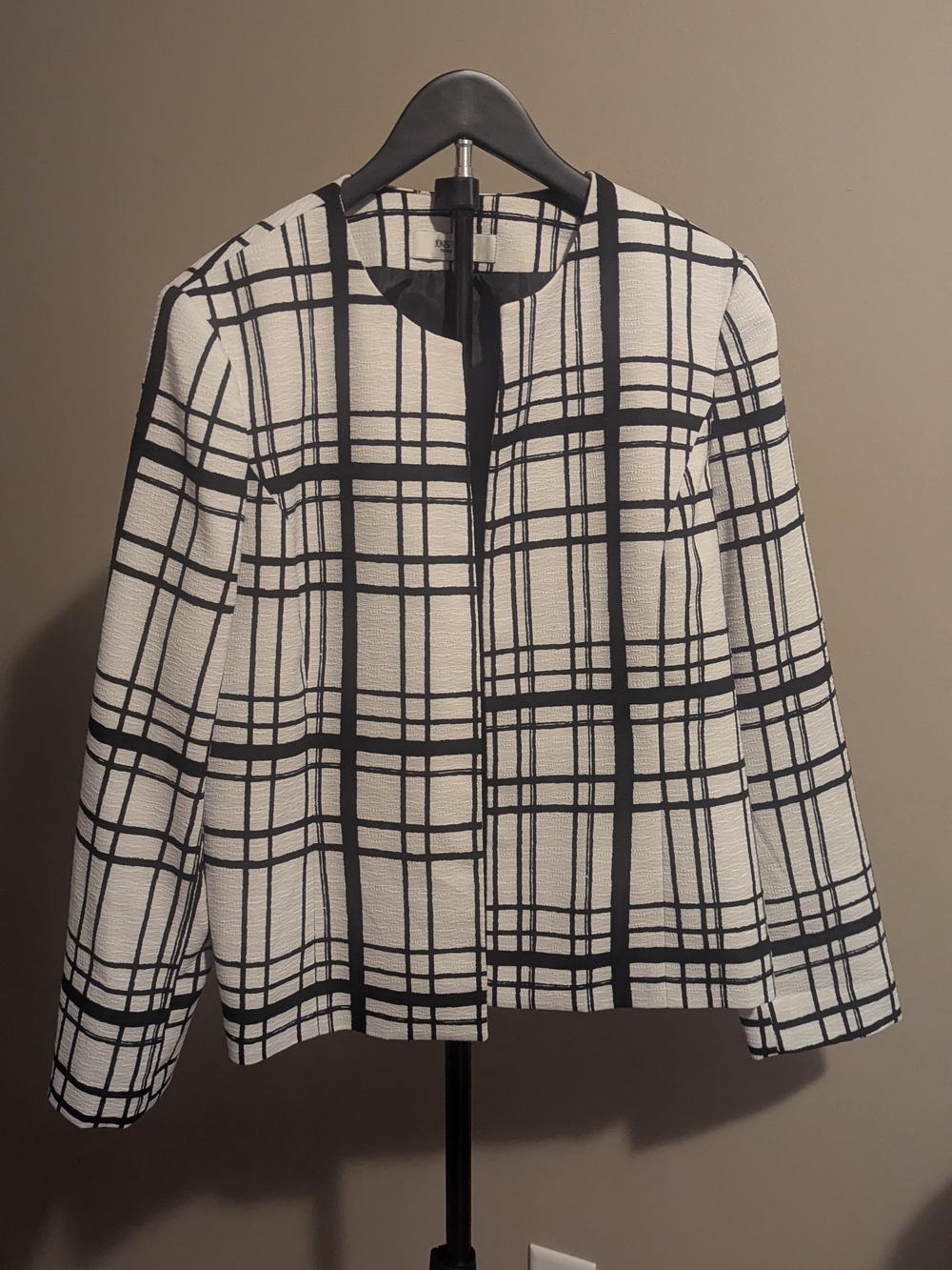 Women’s Black & White Plaid Open-Front Jacket